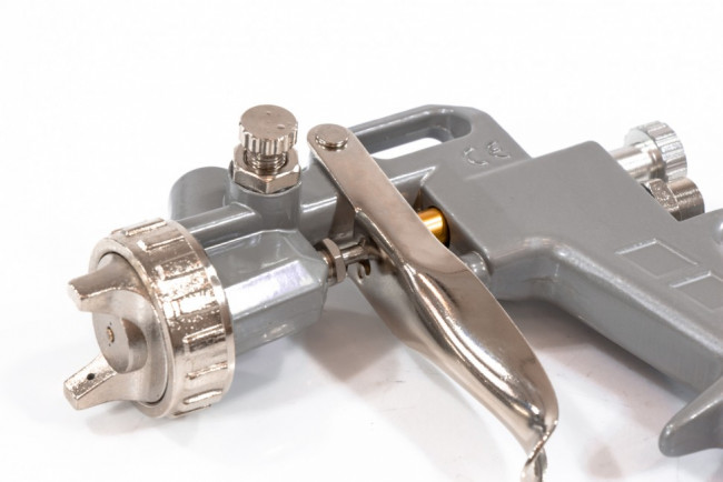 Краскораспылитель пневматический с верхним бачком V 1, 0 л, сопло D 1.2, 1.5 и 1.8 мм Matrix, ( 57315 ) Краскораспылитель пневматический с верхним бачком V 1, 0 л, сопло D 1.2, 1.5 и 1.8 мм Matrix, ( 57315 )