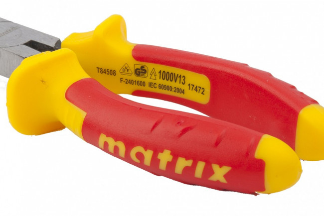 Длинногубцы изогнутые Insulated, 160 мм, двухкомпонентные рукоятки Matrix Professional, ( 17472 ) Длинногубцы изогнутые Insulated, 160 мм, двухкомпонентные рукоятки Matrix Professional, ( 17472 )