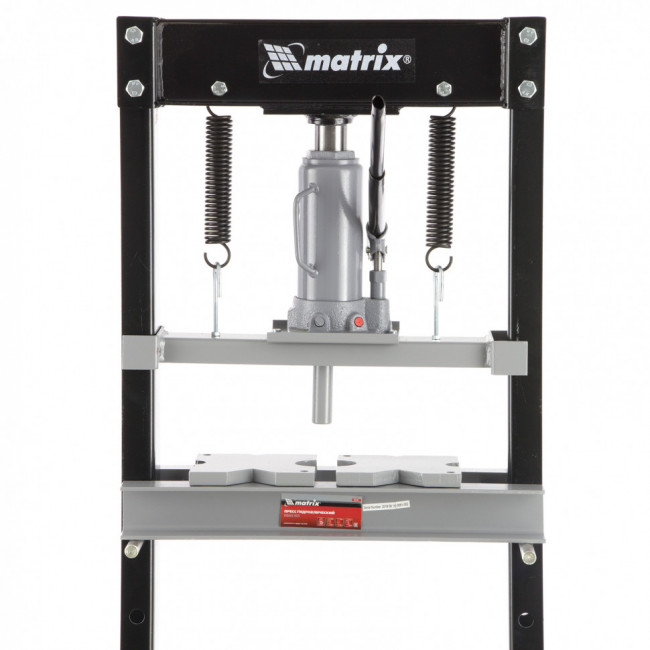 Пресс гидравлический, 12 т, 1360 х 500 х 510 мм. (комплект из 2 частей) Matrix, ( 523105 ) Пресс гидравлический, 12 т, 1360 х 500 х 510 мм. (комплект из 2 частей) Matrix, ( 523105 )