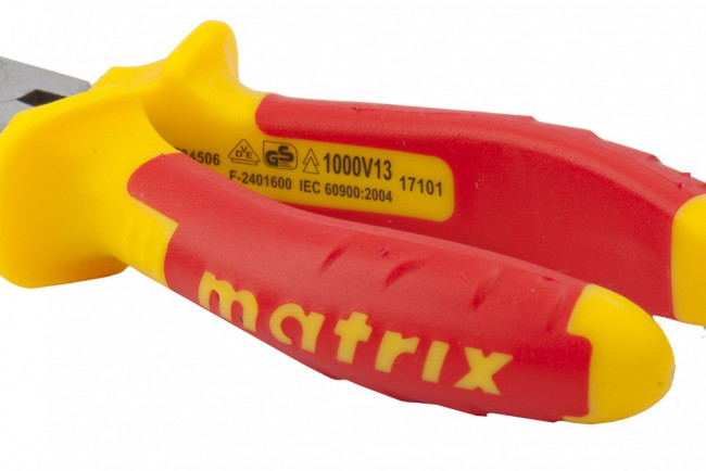 Длинногубцы прямые Insulated, 160 мм, двухкомпонентные рукоятки Matrix Professional, ( 17101 ) Длинногубцы прямые Insulated, 160 мм, двухкомпонентные рукоятки Matrix Professional, ( 17101 )
