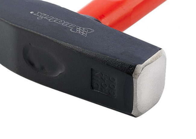 Молоток слесарный, 600 г, фибергласовая обрезиненная рукоятка Matrix, ( 10340 ) Молоток слесарный, 600 г, фибергласовая обрезиненная рукоятка Matrix, ( 10340 )