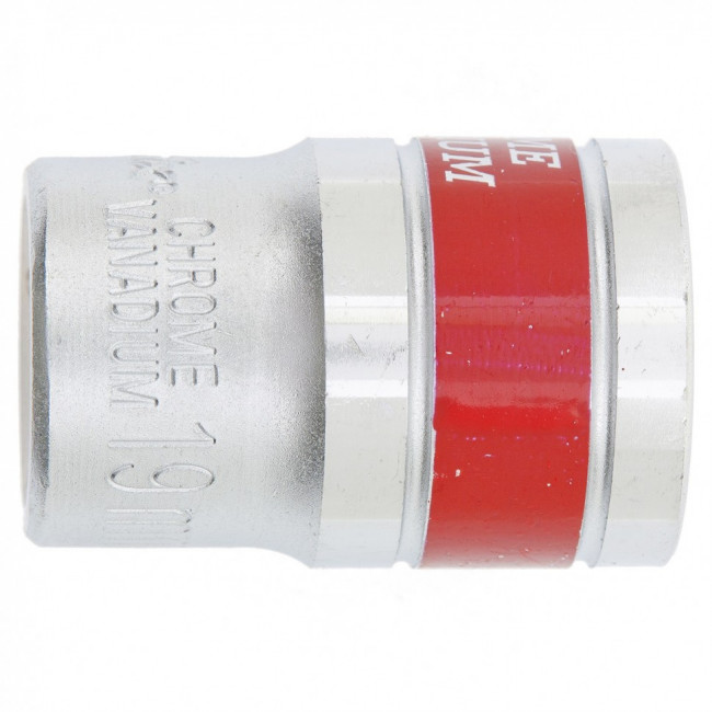 Головка торцевая, 19 мм, шестигранная, CrV, под квадрат 1/2, хромированная Matrix Master, ( 13119 ) Головка торцевая, 19 мм, шестигранная, CrV, под квадрат 1/2, хромированная Matrix Master, ( 13119 )